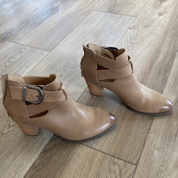 Vionic Nude Tan Bootie Heels - Picture 3 of 9